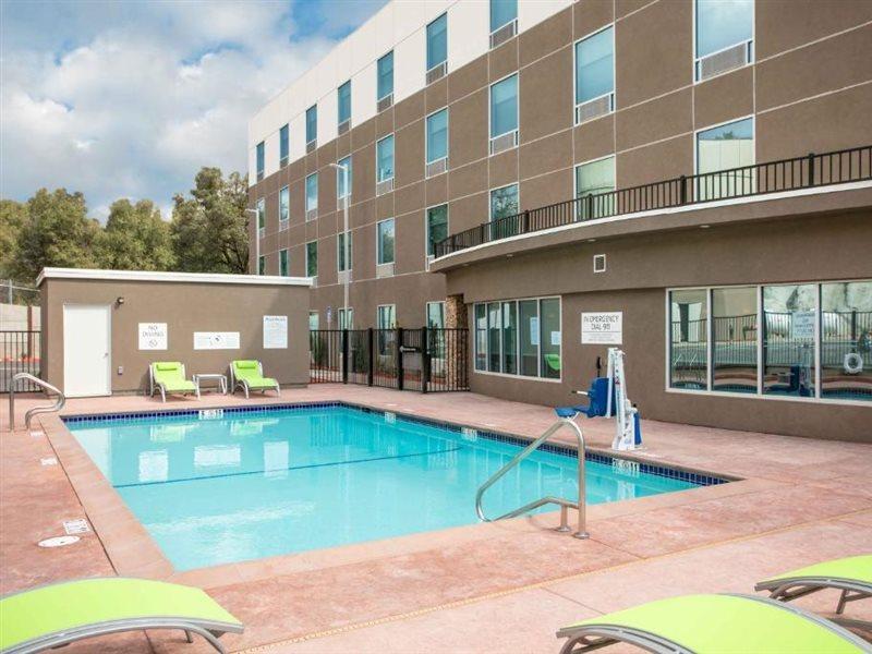 Holiday Inn Express & Suites Oakhurst-Yosemite Park Area By Ihg Extérieur photo