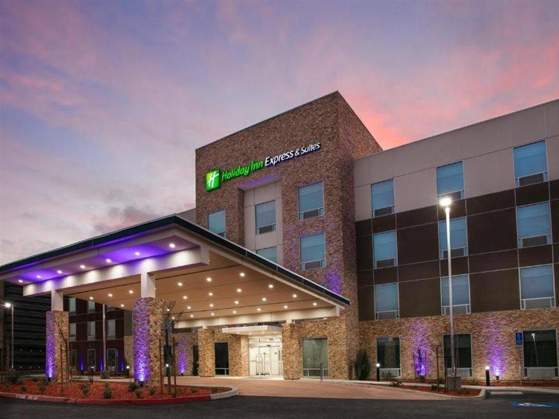 Holiday Inn Express & Suites Oakhurst-Yosemite Park Area By Ihg Extérieur photo