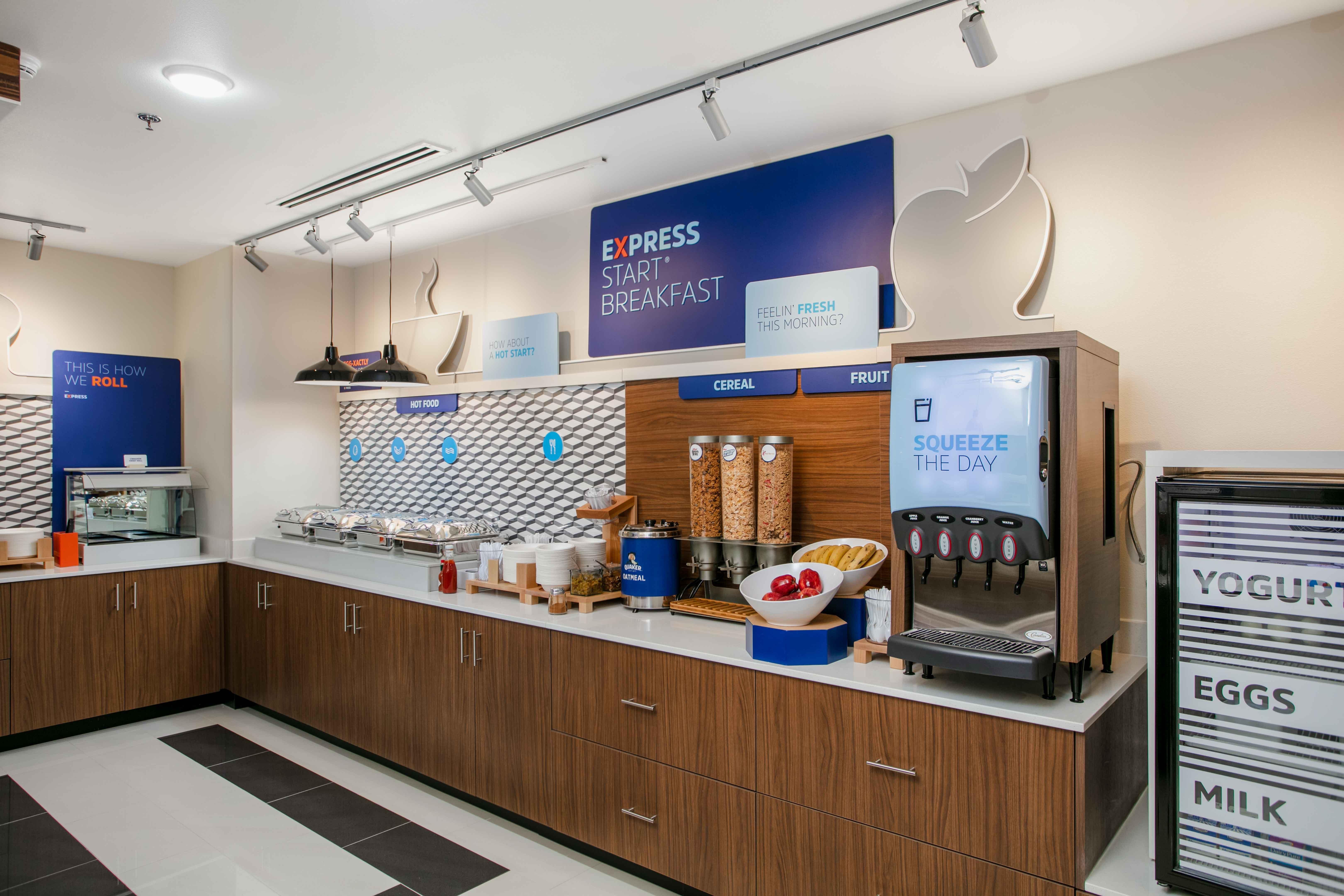 Holiday Inn Express & Suites Oakhurst-Yosemite Park Area By Ihg Extérieur photo