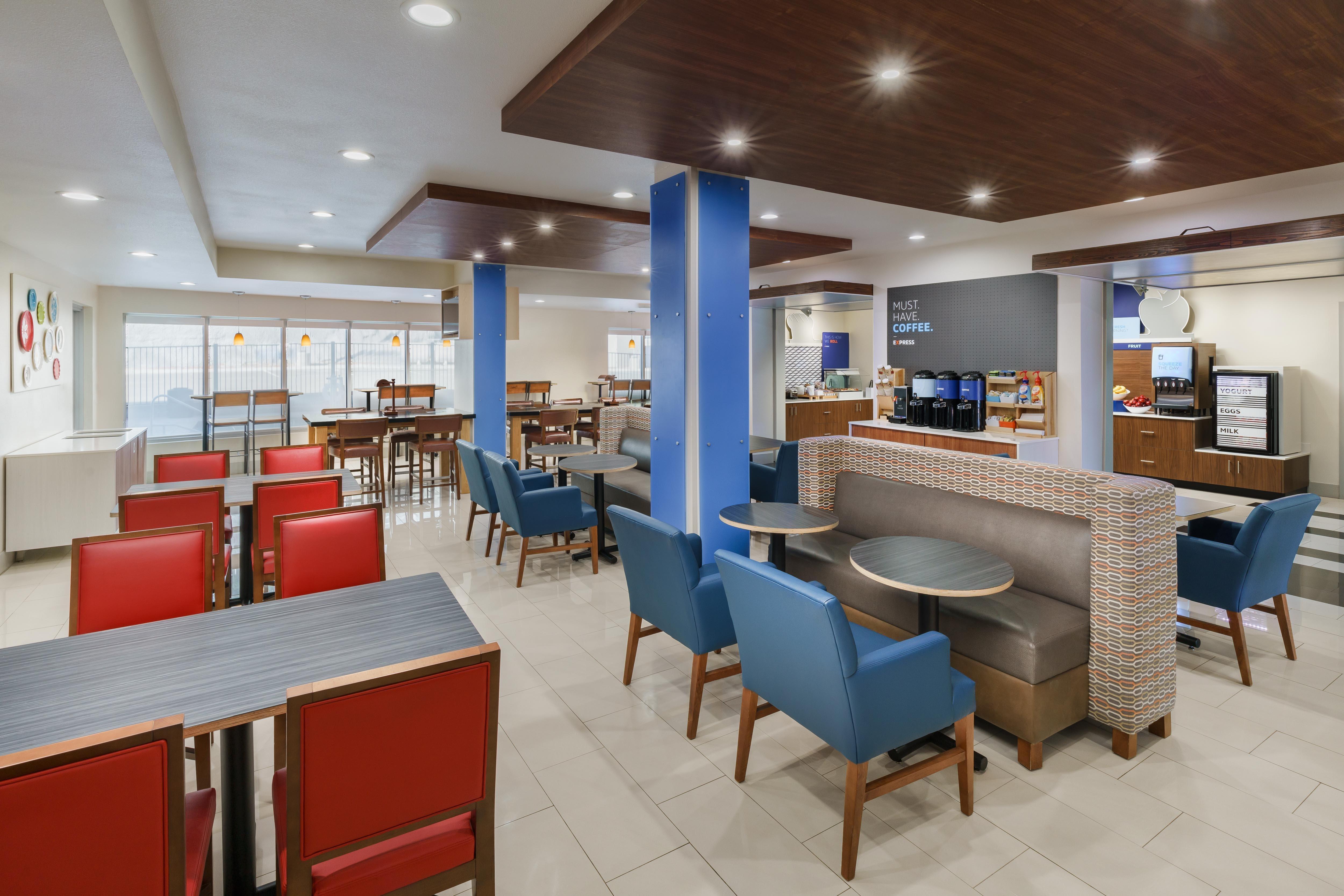 Holiday Inn Express & Suites Oakhurst-Yosemite Park Area By Ihg Extérieur photo