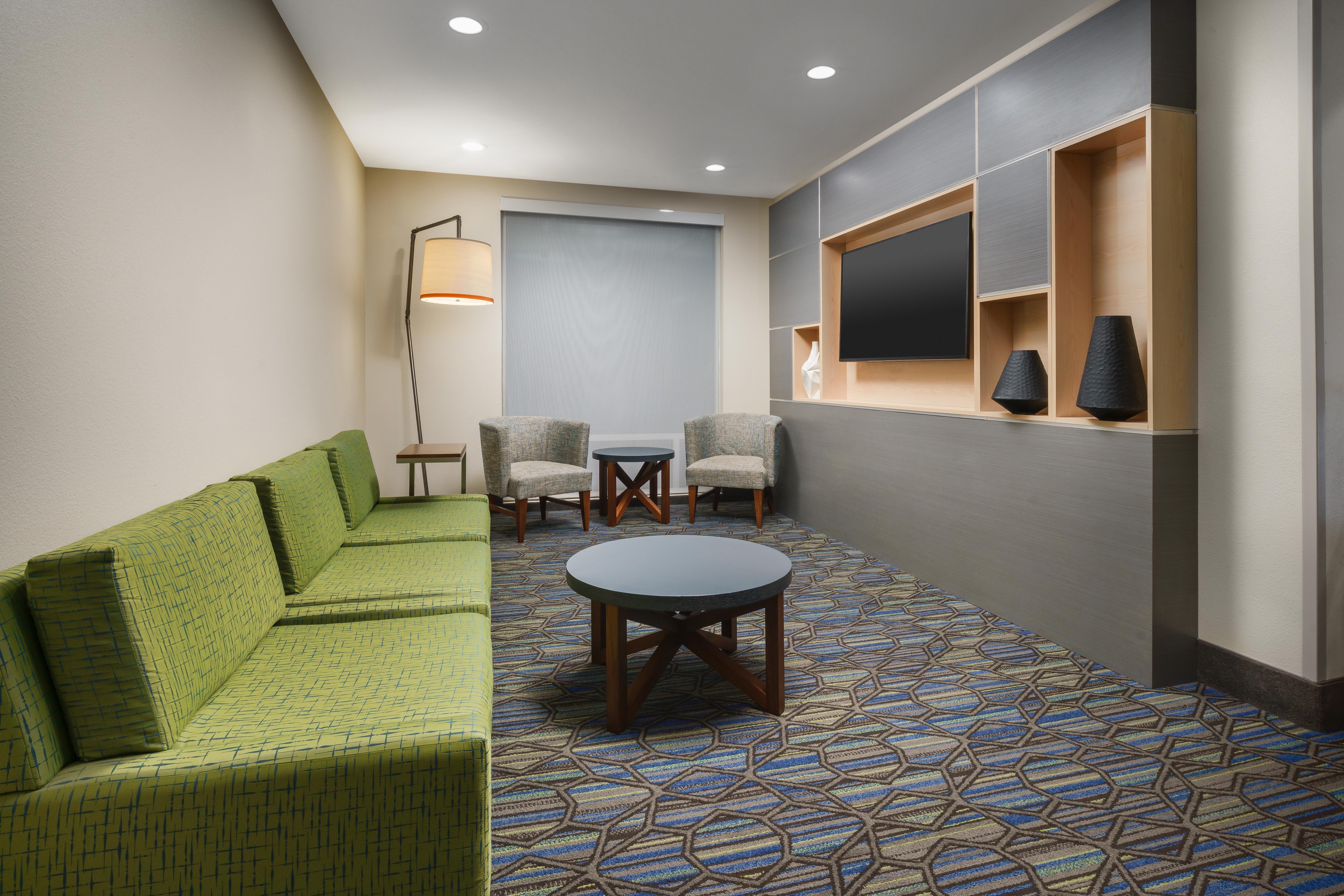 Holiday Inn Express & Suites Oakhurst-Yosemite Park Area By Ihg Extérieur photo