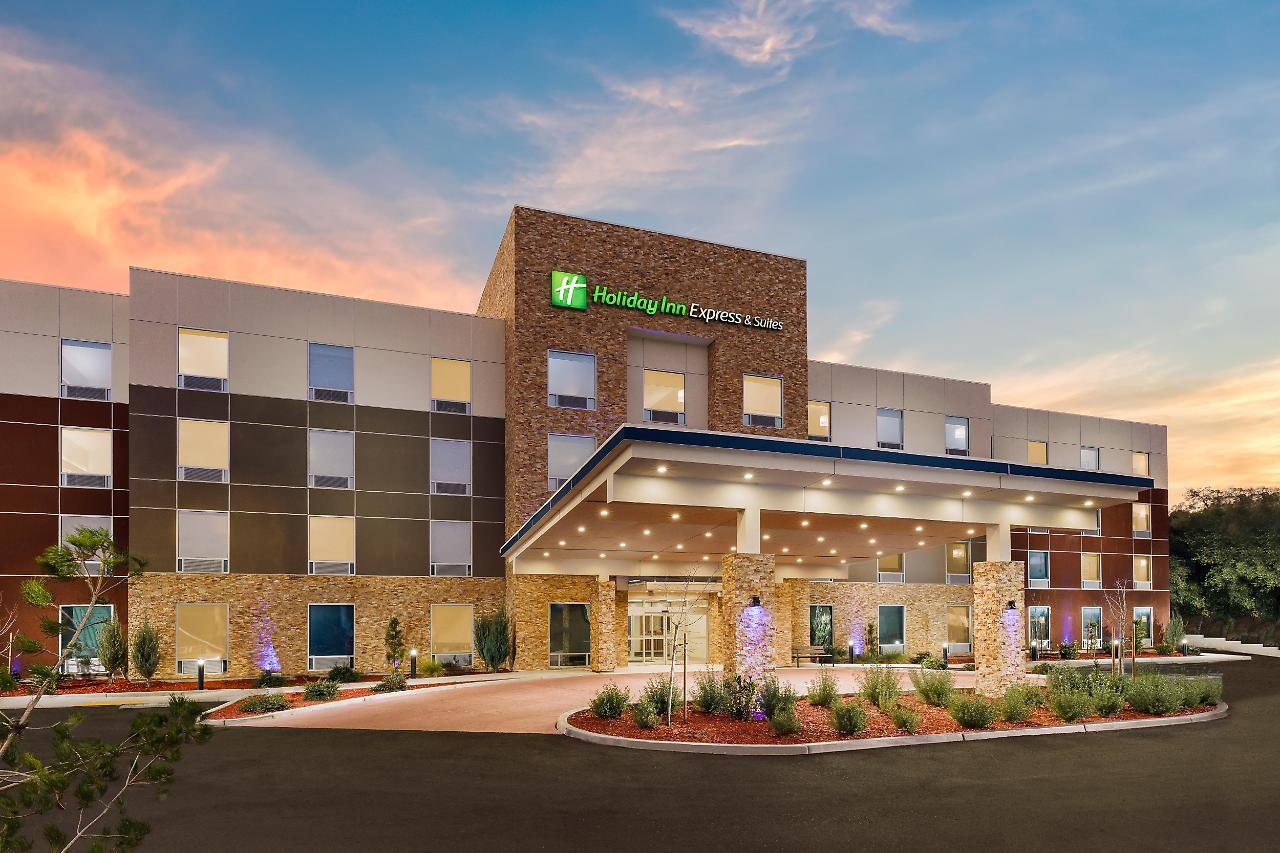Holiday Inn Express & Suites Oakhurst-Yosemite Park Area By Ihg Extérieur photo